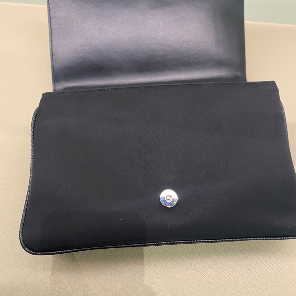 Prada shoulder bag or crossbody - Picture 9 of 11
